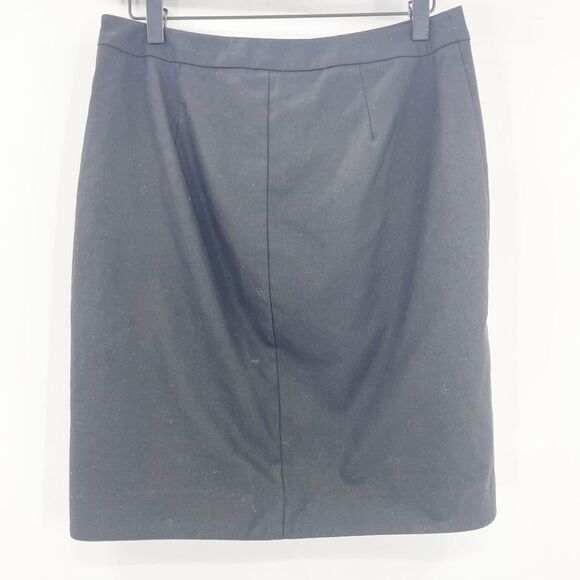 Trina Turk Black Pencil Mini Skirt Women's Size 2 Front Slit Back Zip - Picture 2 of 4